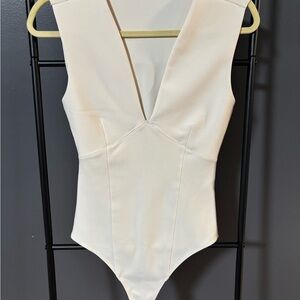 Abercrombie & Fitch Ivory Kids Bodysuit